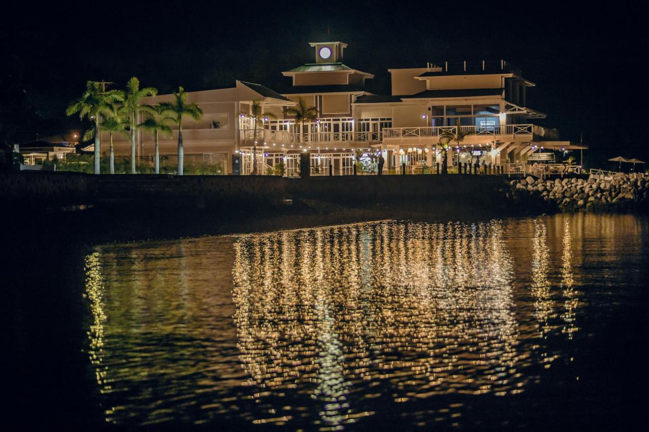Amaka Ocean Living Lodge Голфито Екстериор снимка